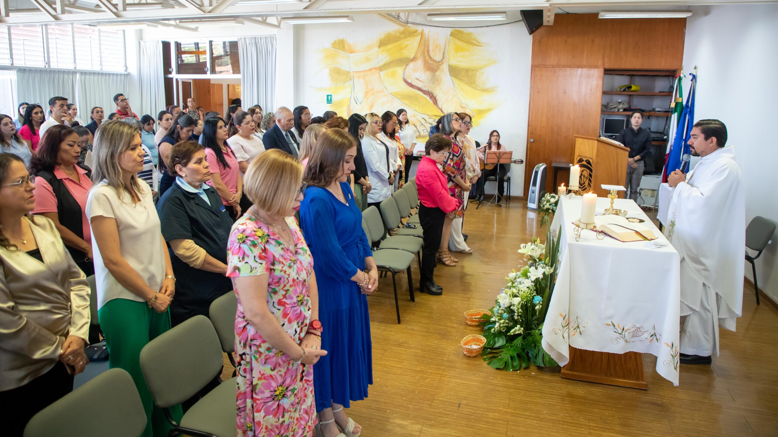 250509 Misa Día de las Madres-7