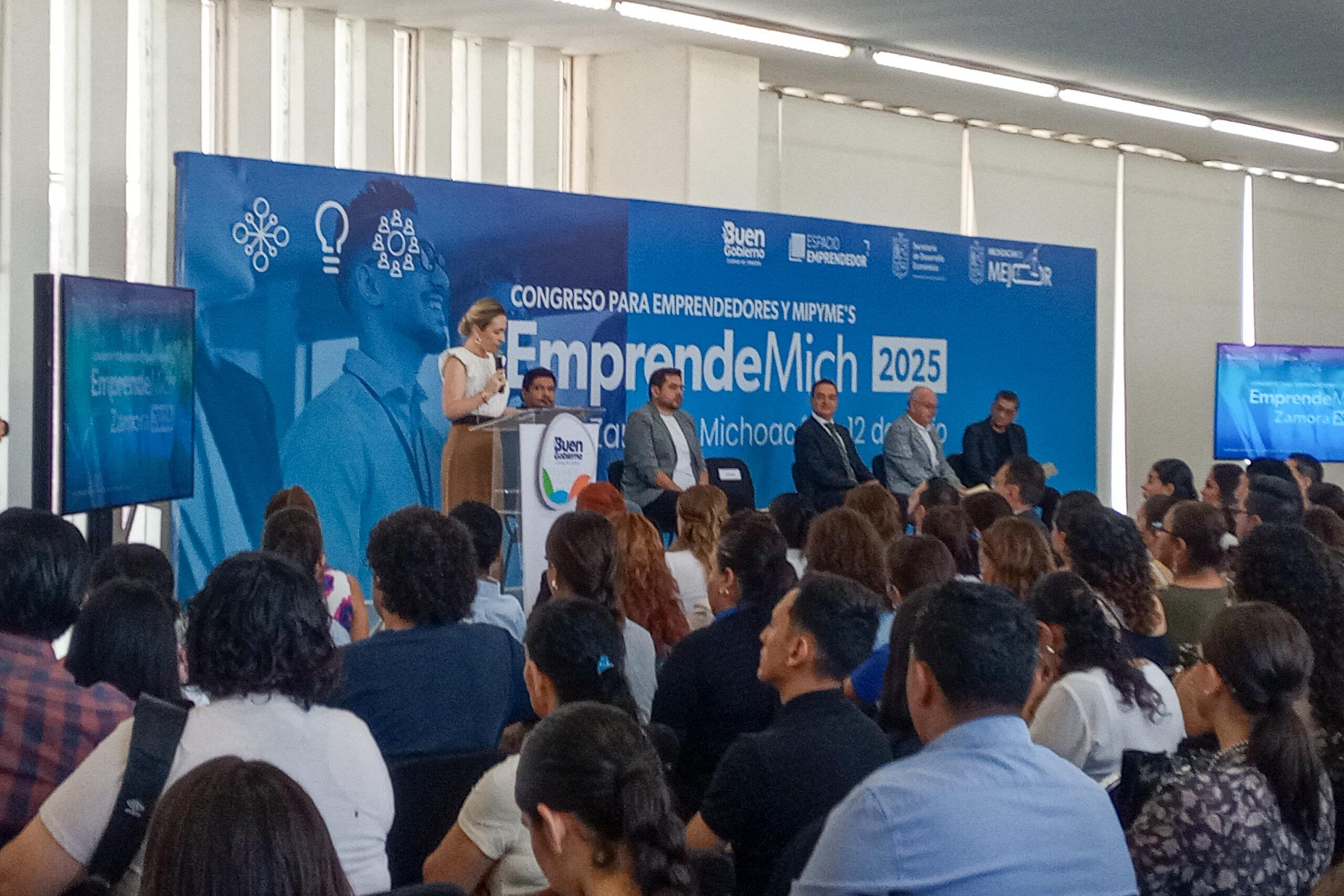 Estudiantes de Innovación Agrícola de la UVAQ Zamora cierran ciclo con intensidad