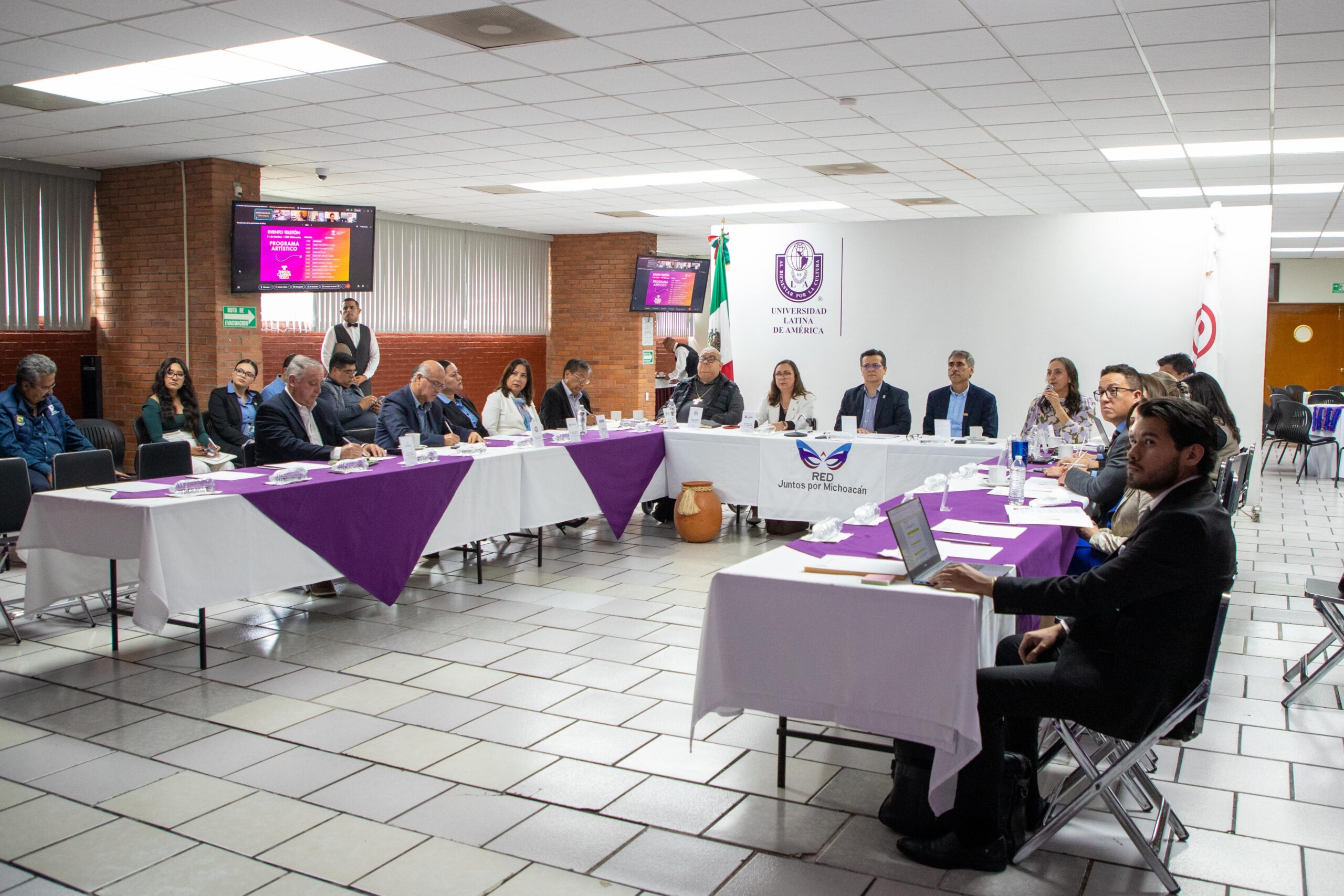 La Red Juntos por Michoacán avanza en su agenda educativa y social