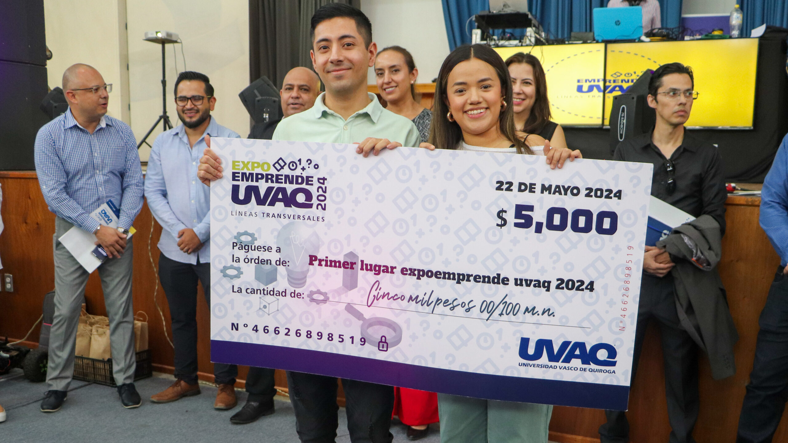 Emprende UVAQ_-19