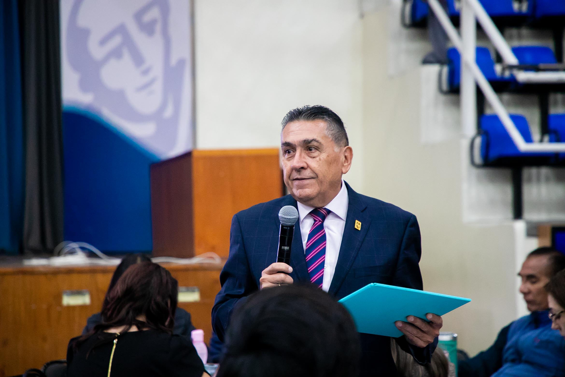 La UVAQ impulsa un modelo docente íntegro y seguro