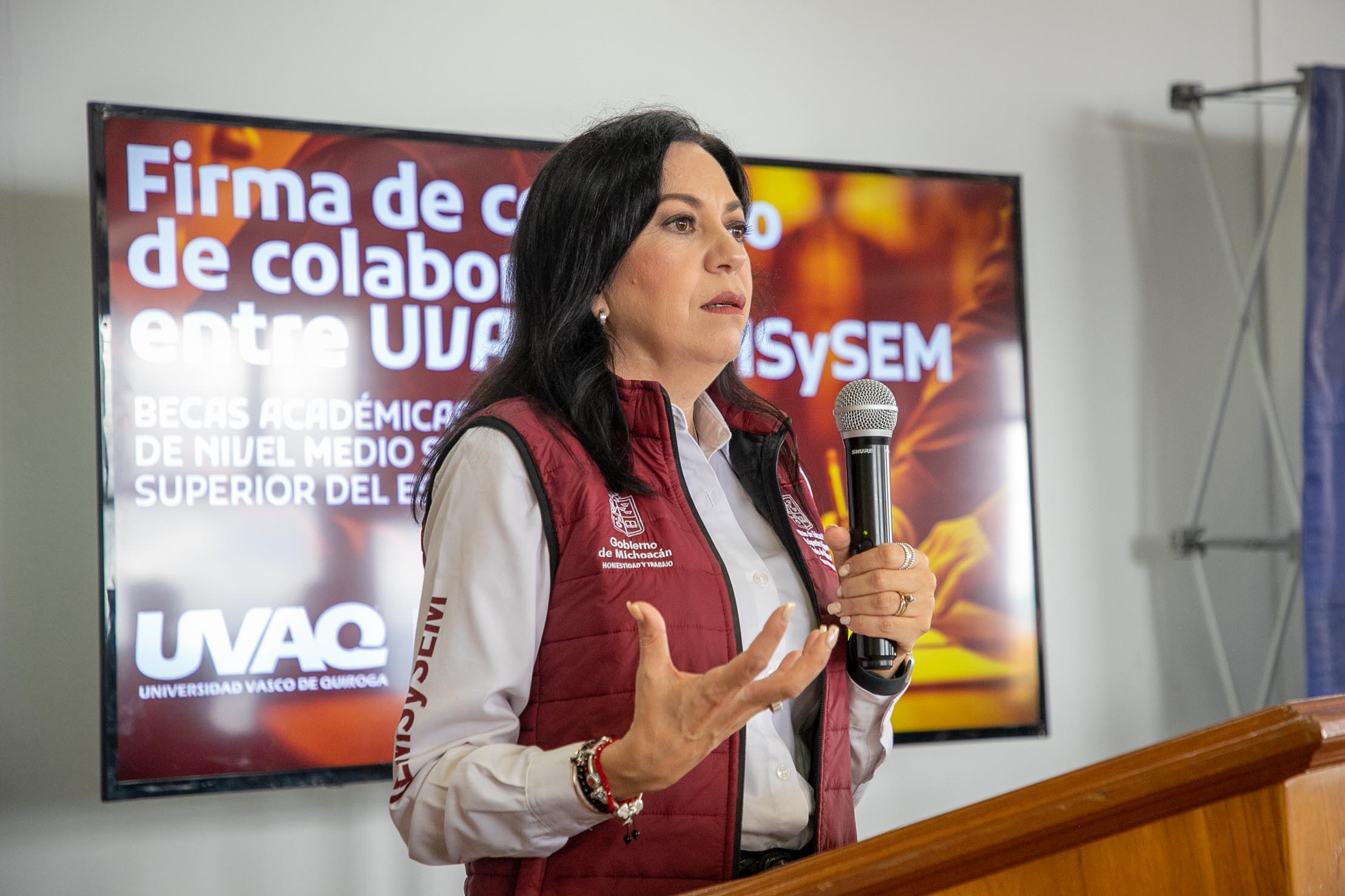 250902 Convenio UVAQ e IEMSYSEM-19