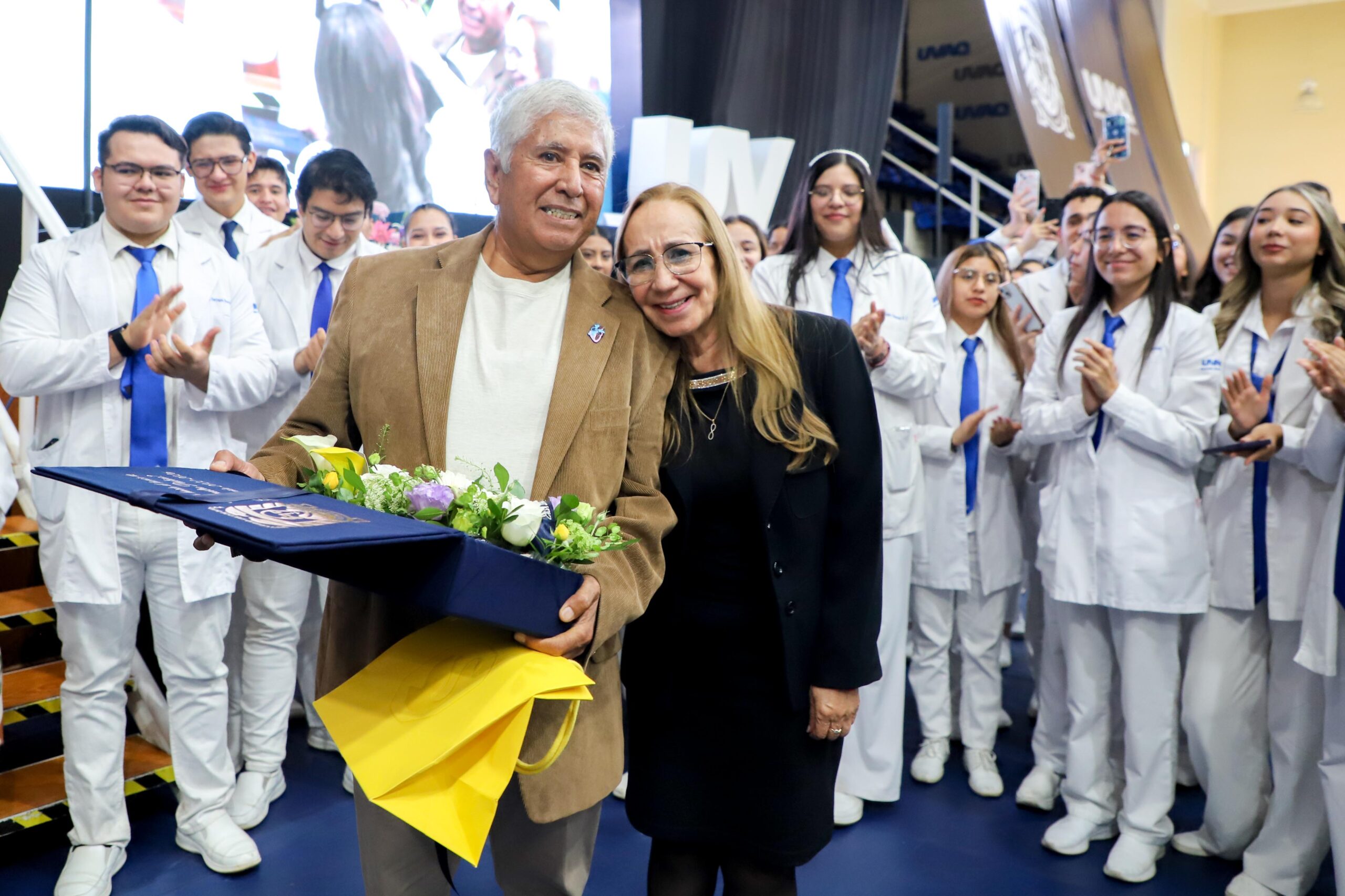 251024 Día del Médico_-43