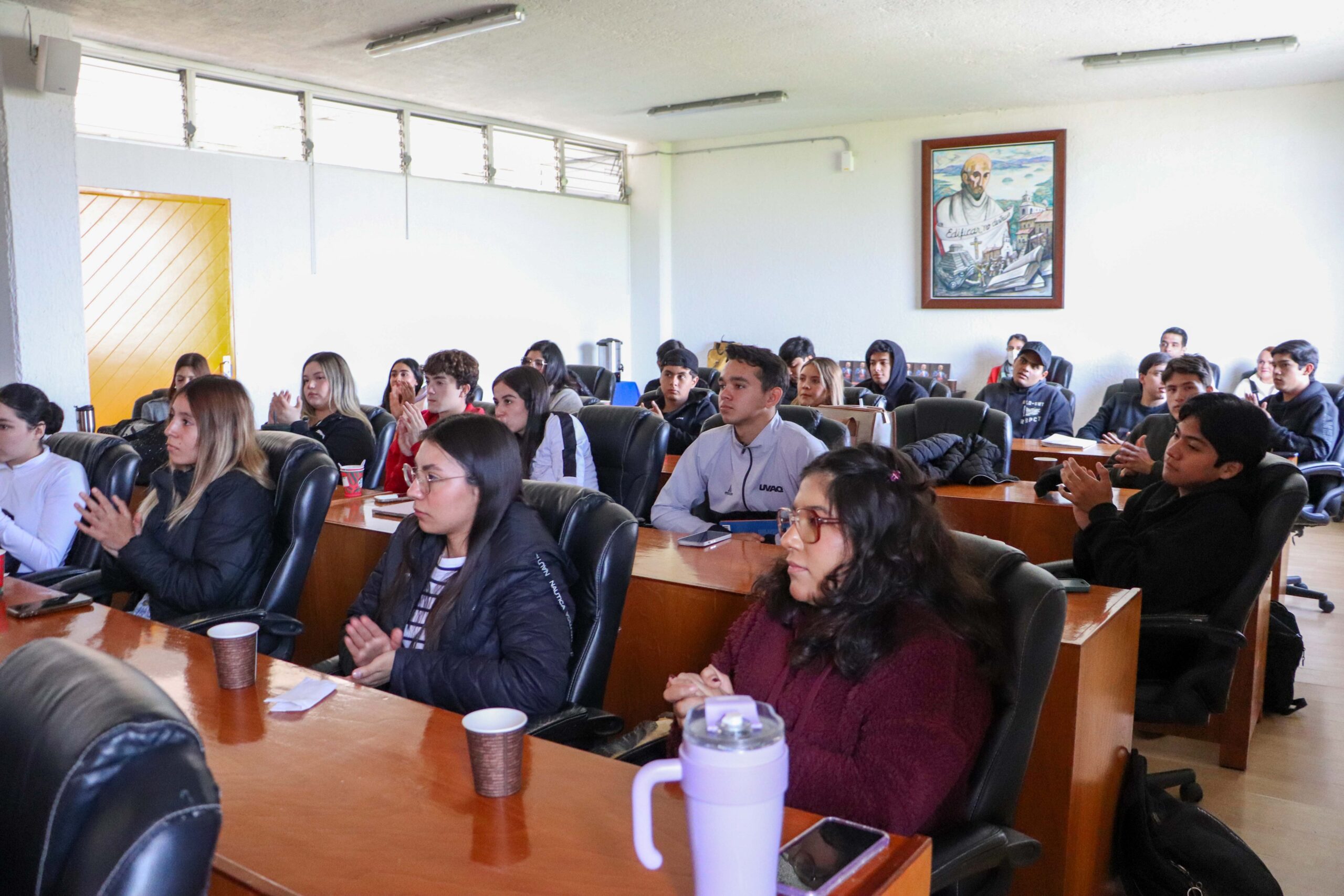 251114 Presentación Libro_-6