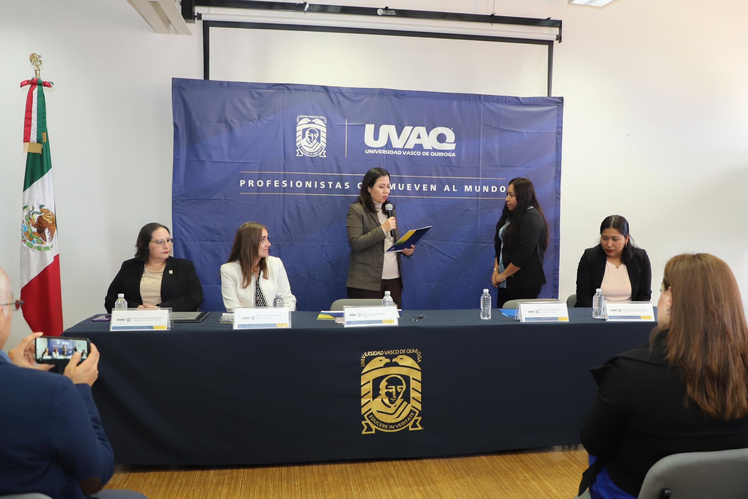 260127 Cambio de dirección psicología UVAQ_-6