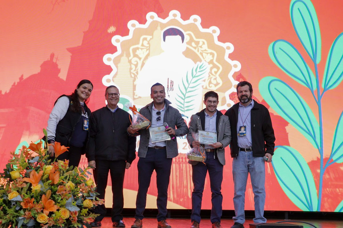 Hacen comunidad por la Pastoral de Adolescentes en la UVAQ