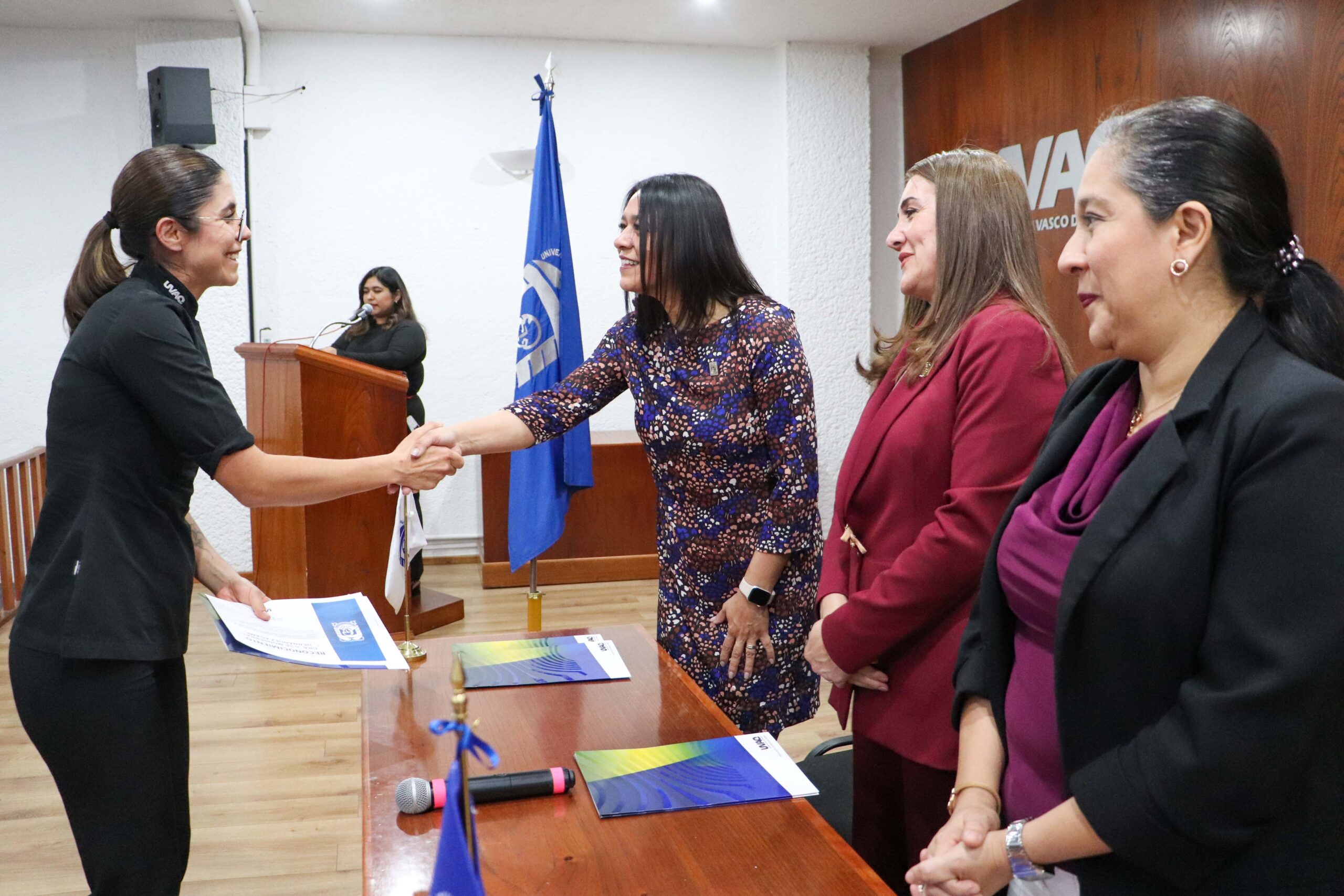 260212 Reconocimiento Docente Asuntos Internacionales-7