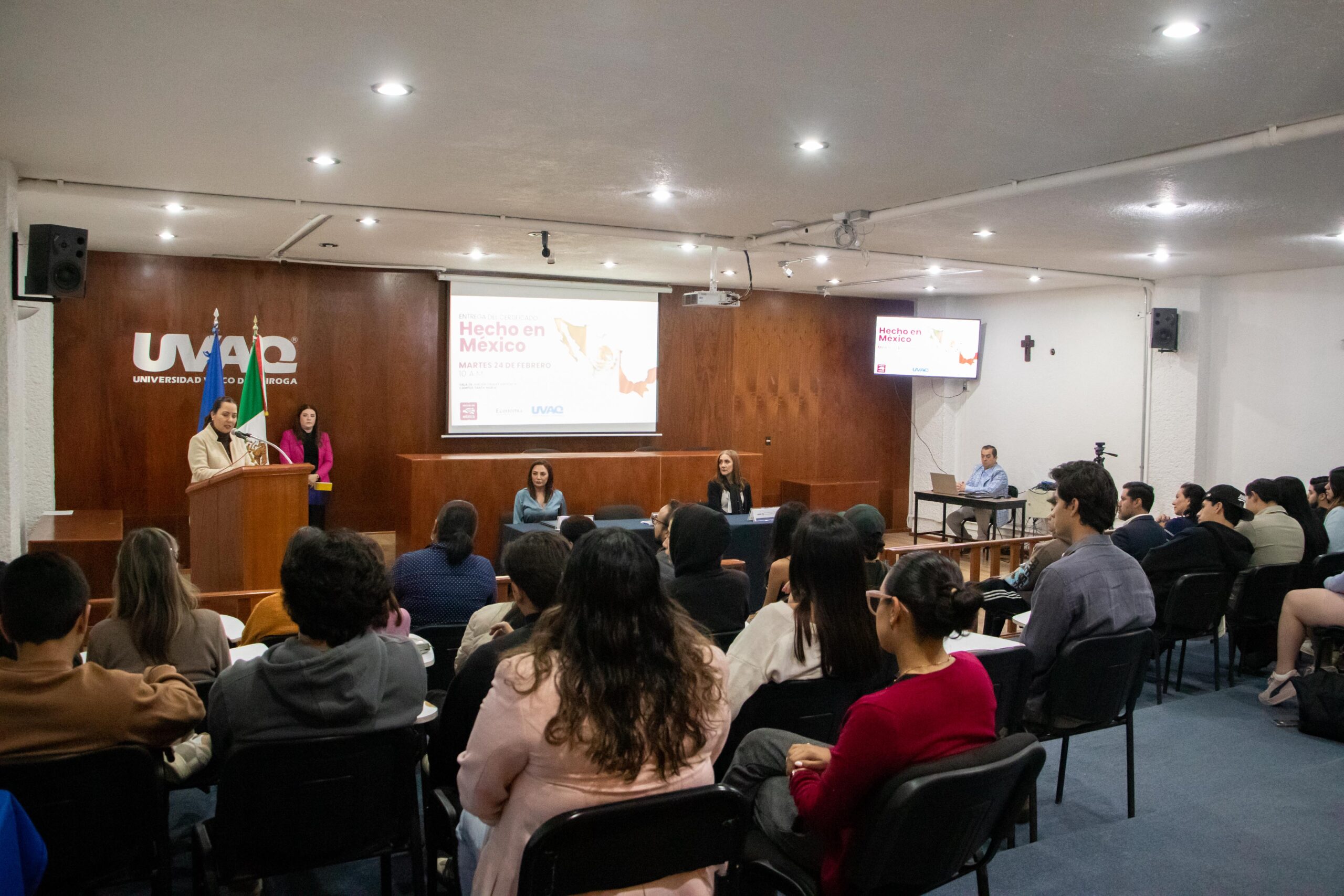 260224 Entrega de certificado Hecho en México_-7