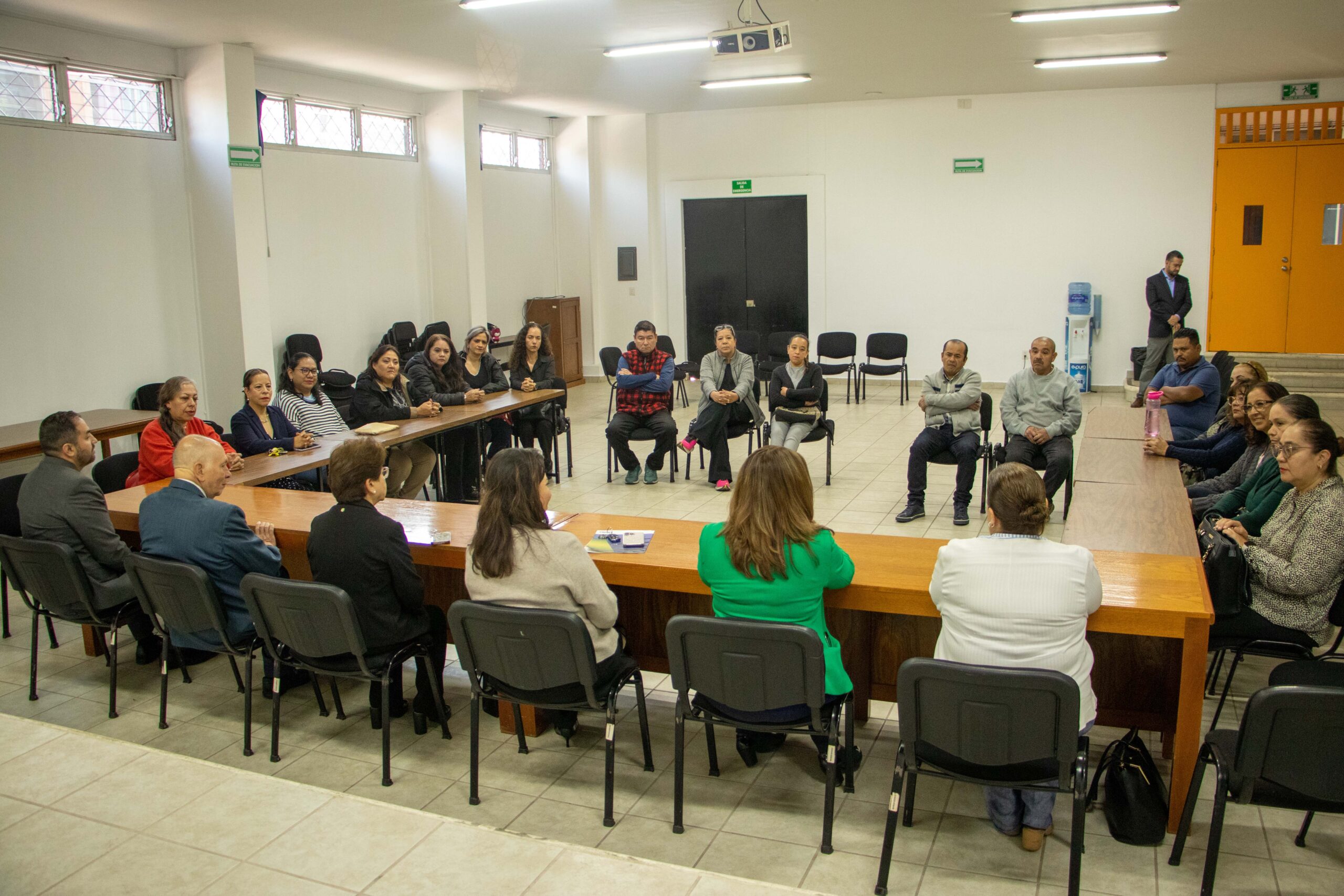 260319 Cambio Directora Prepa UVAQ-17